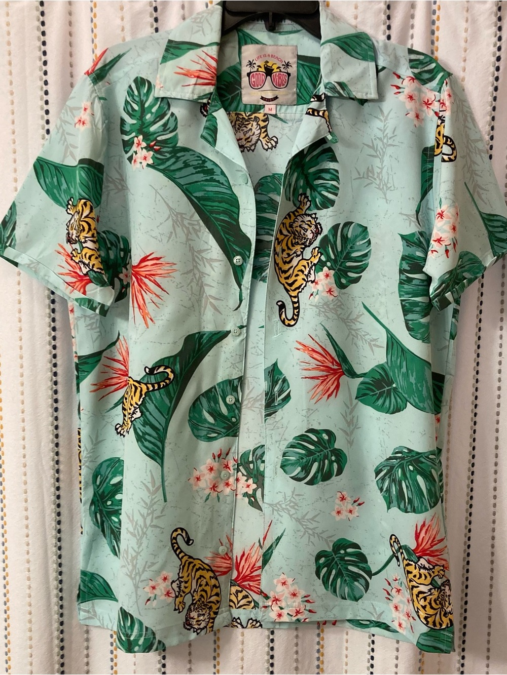 Good Vibes Tropical Tiger Print Short-Sleeve Shirt - Mint Green